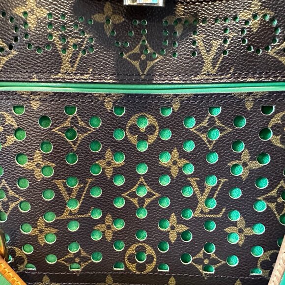 Louis Vuitton Green Perforated Musette Shoulder Bag - Picture 11 of 16